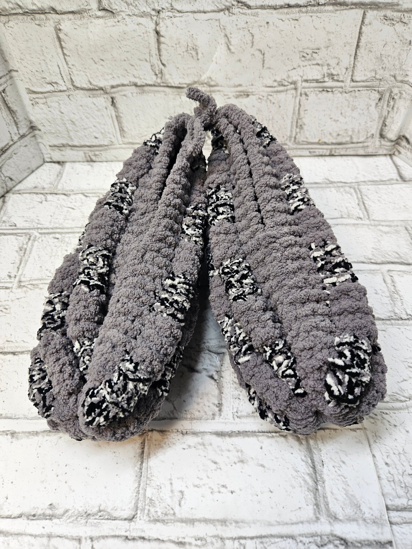 Pantoufles en laine tricotées–Homme 9