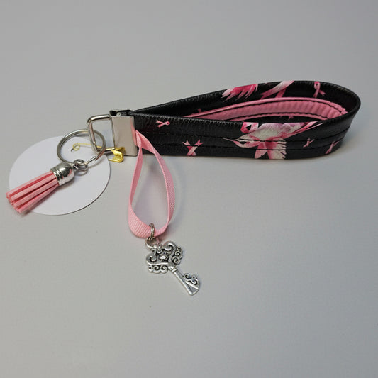Porte-clé avec sangle en simili cuir