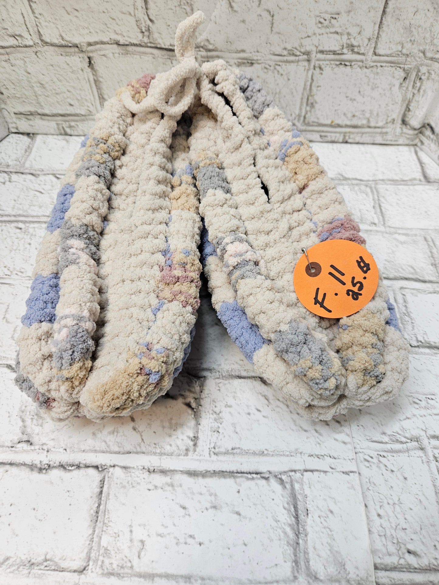 Pantoufles en laine tricotées–Femme 11