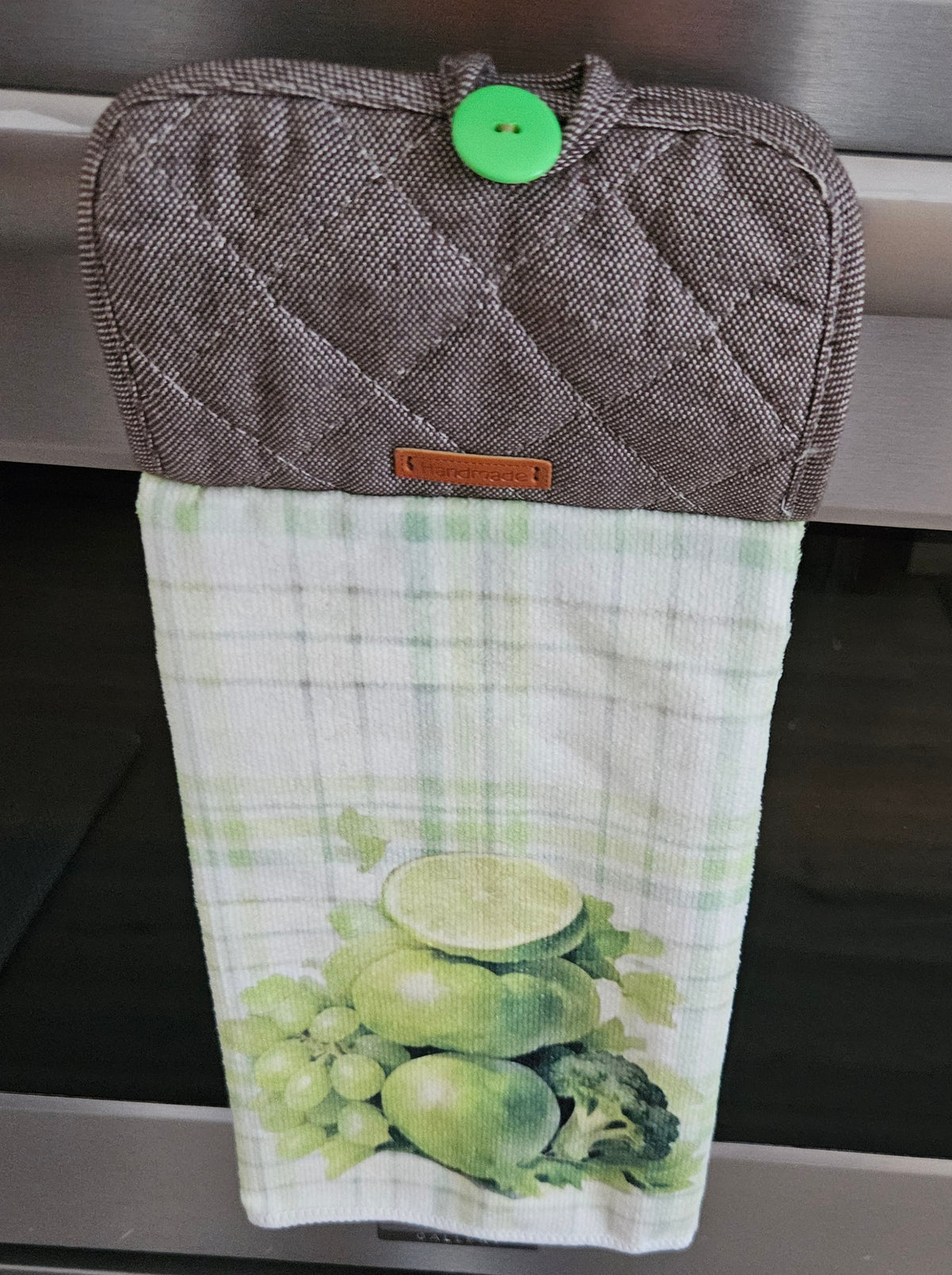Essuie-Main avec Bouton - Attache Pratique