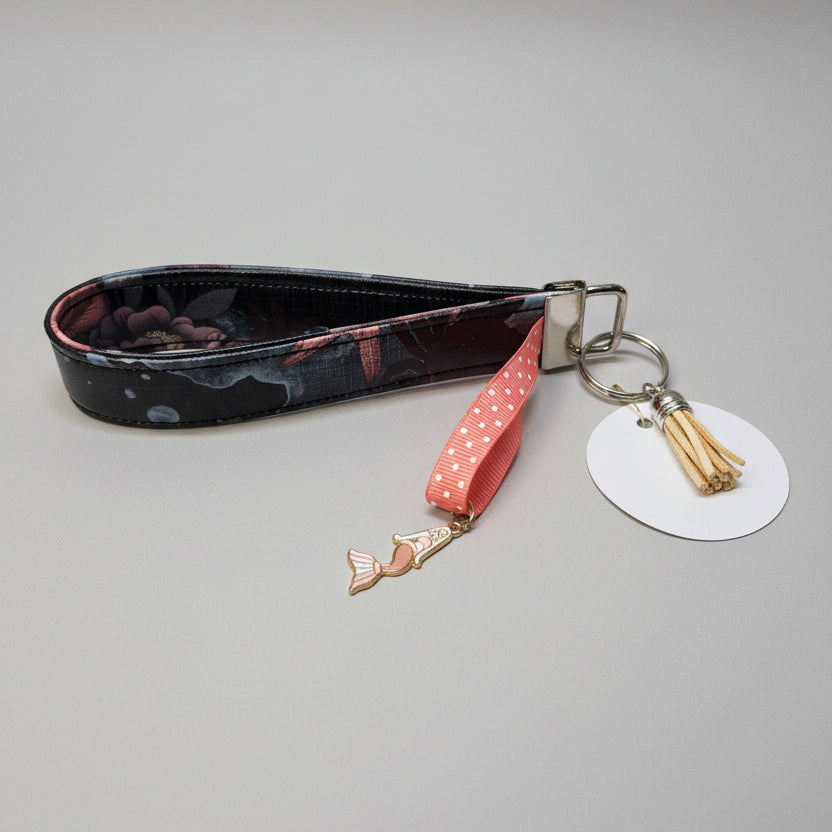 Porte-clé avec sangle en simili cuir