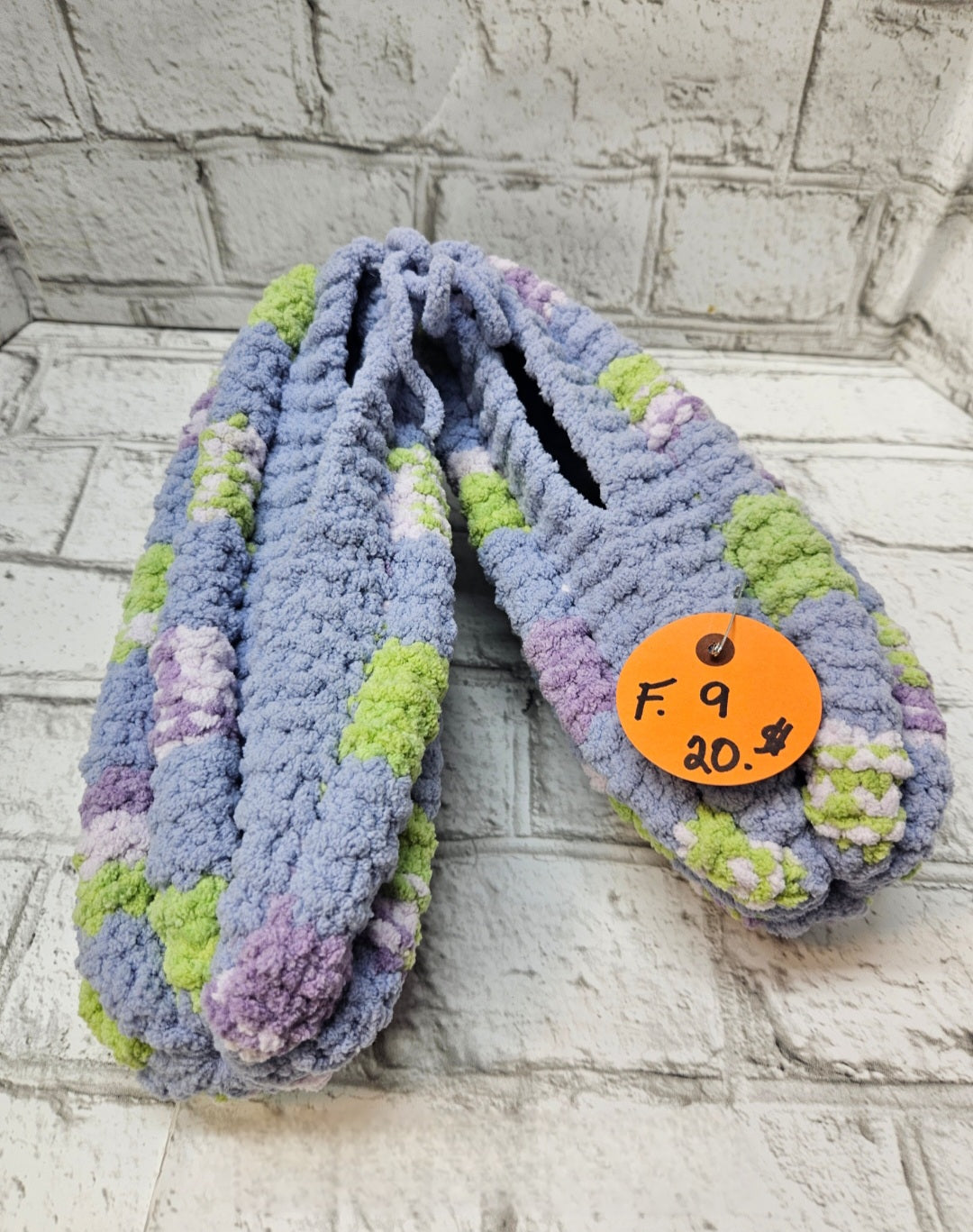 Pantoufles en laine tricotées–Femme 9