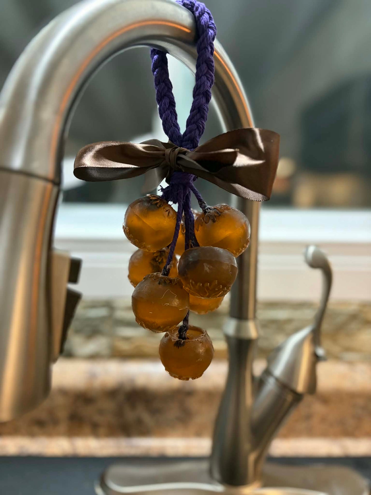 Savon en grappe artisanal - Forme grappe de raisin