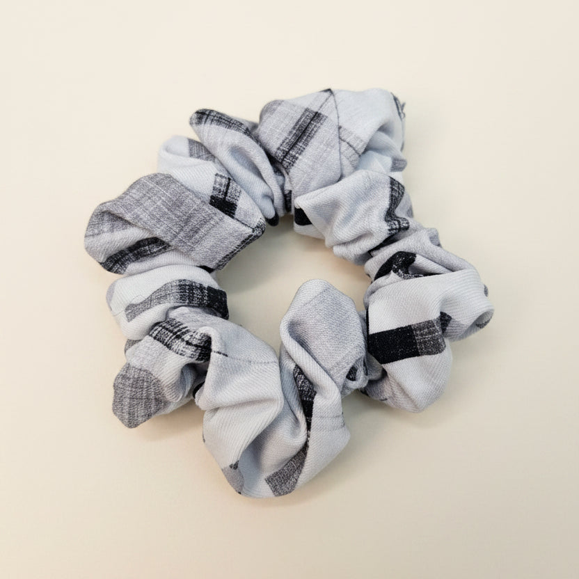 Chouchou (carreauté noir-blanc-gris)