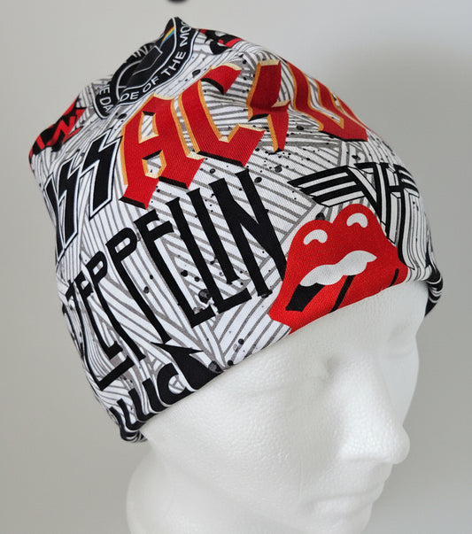 Tuque en tissu doublé micro-polar