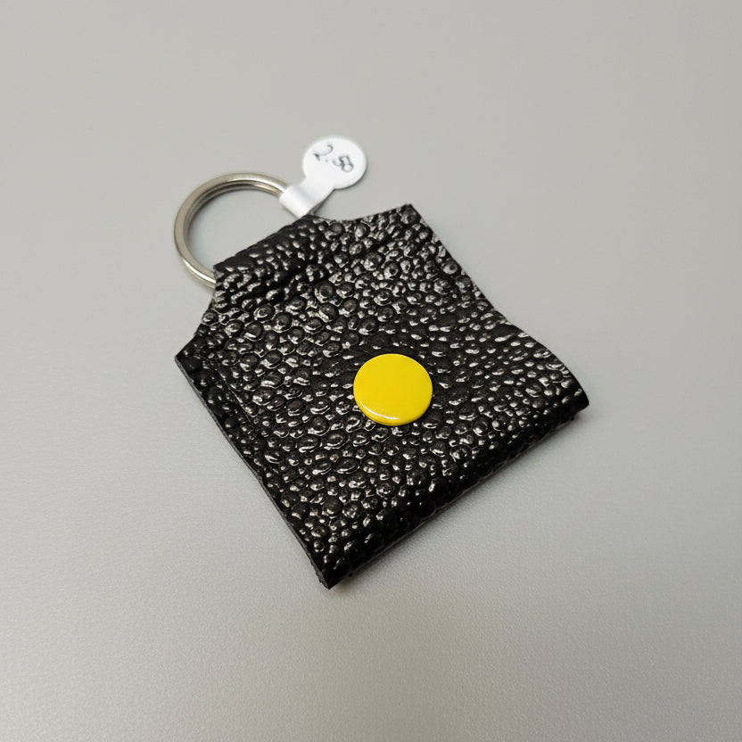 Mini porte-clé avec pochette à bouton pression
