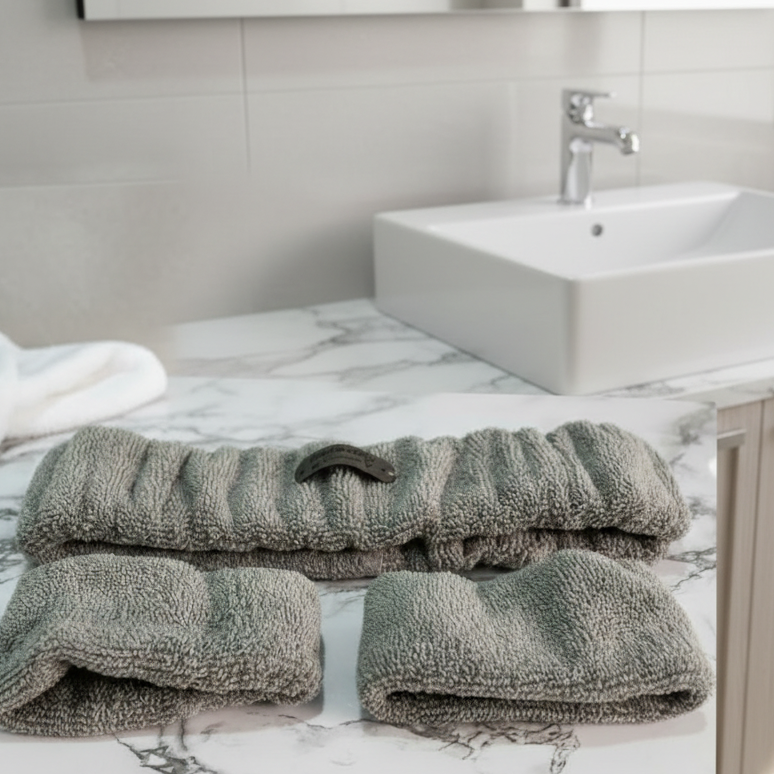 Ensemble bandeau et poignets en ratine pour soins du visage